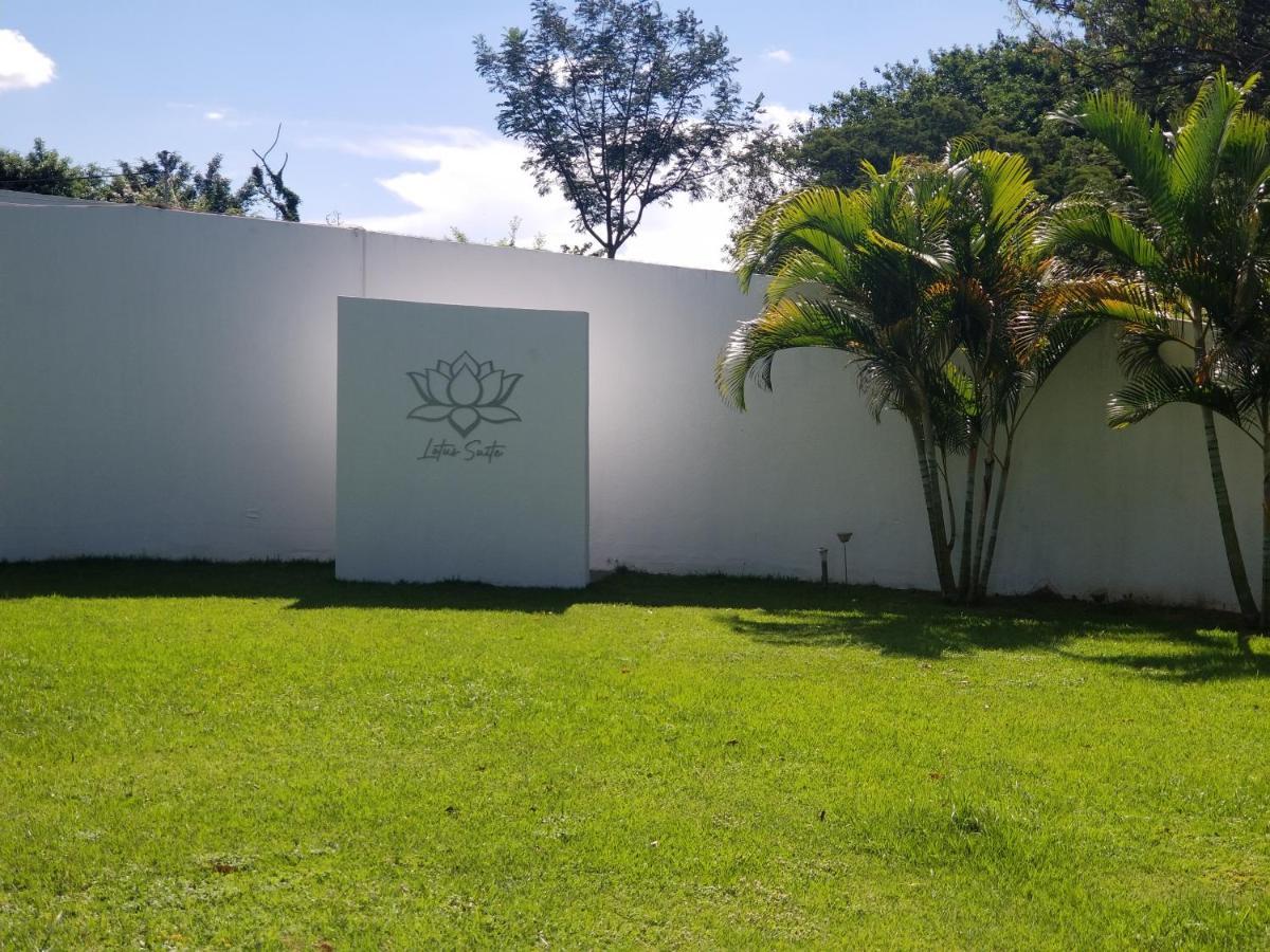 Lotus Suite Santa Cruz de La Sierra Kültér fotó